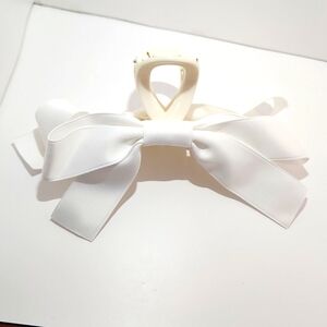 New, Ivory Satin Ribbon Hair Claw+